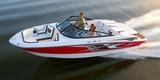 Bowriders: Outboard vs. Sterndrive