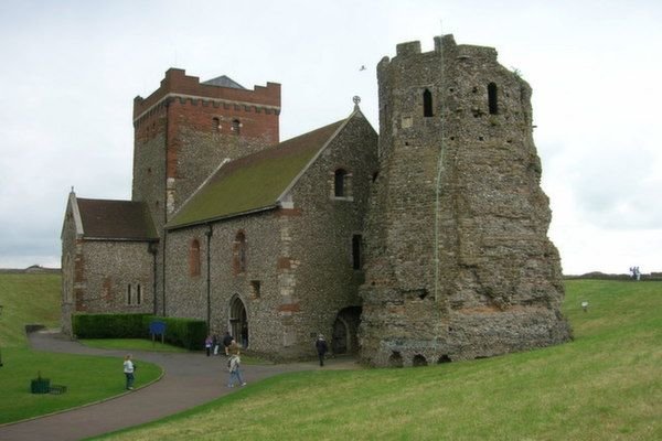 Touring the Roman Lighthouse at Dover