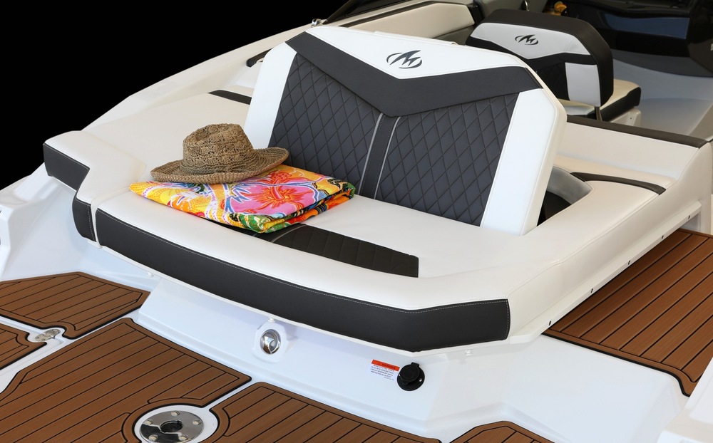 9 Little Luxuries To Add To Your Monterey Boat This Summer
