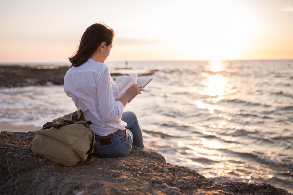 7 Fun Ways To Combine Your Love Of Books & Boating