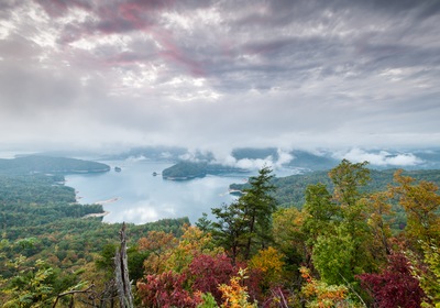 Cruising Lake Jocassee & The Salem Of The South