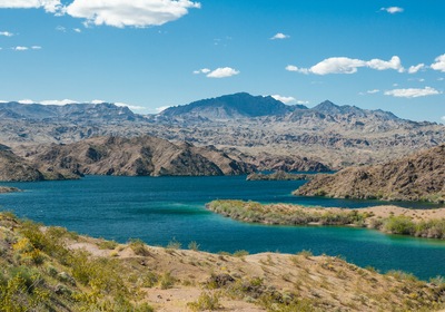 A Football-Inspired Boating Day In Nevada’s Lake Mohave