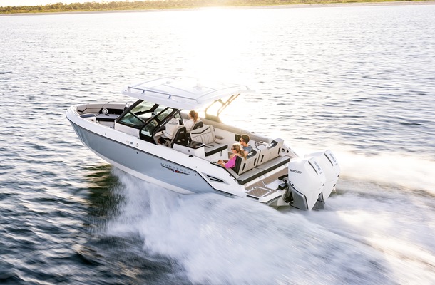 Why the Miami Boat Show Is the Right Place to Explore Your Bowrider Options in Person