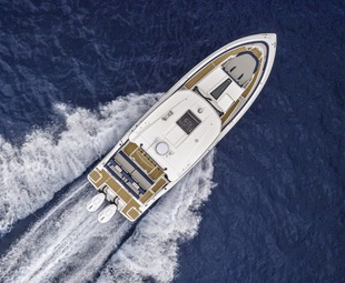 Monterey Boats Introduces the All-New Elite 34