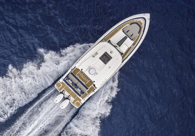Monterey Boats Introduces the All-New Elite 34