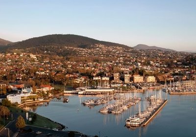 Spending the Summer in Hobart, Australia 