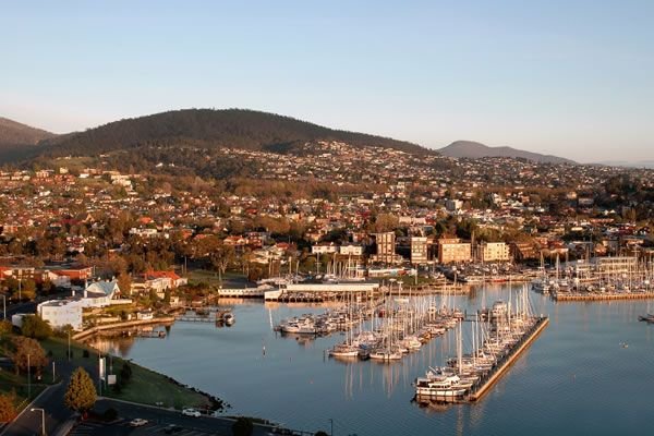 Spending the Summer in Hobart, Australia