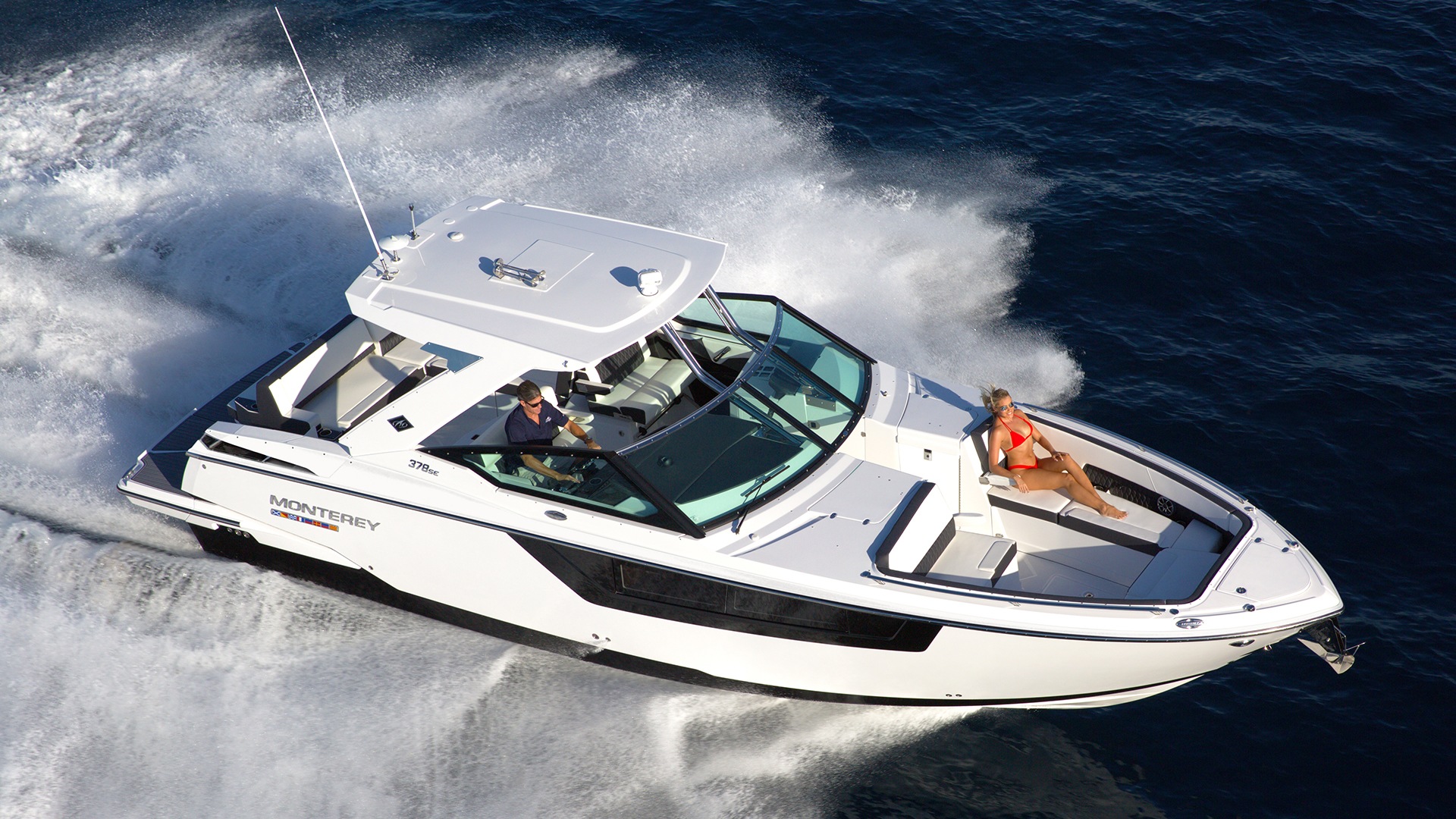 Monterey Cuddy Cabin Boat 378SS